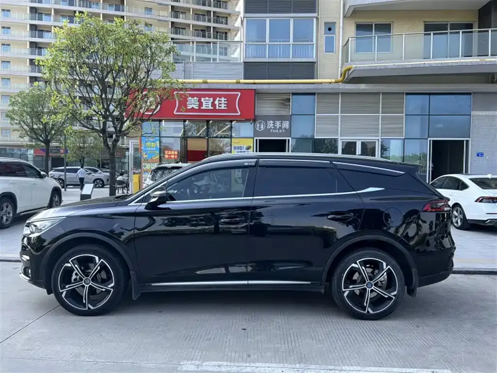 BYD Tang New Energy — фото 9