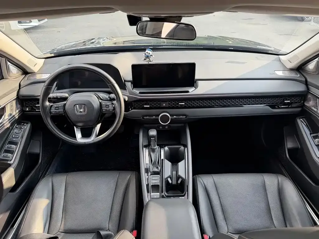 Honda Accord — фото 4