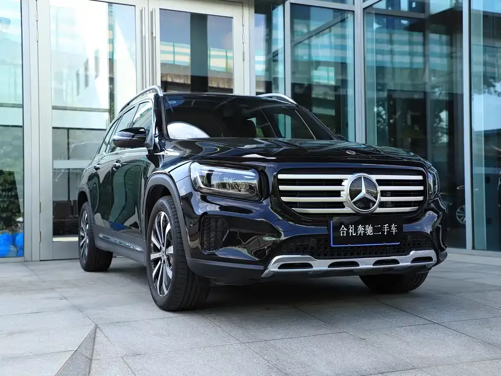 Mercedes-Benz GLB — фото 7