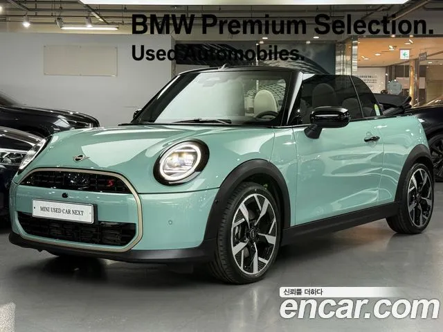Mini Cooper Convertible — фото 1