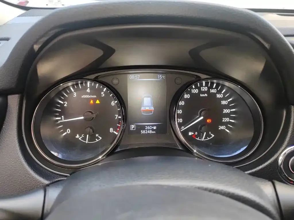 Nissan X-Trail — фото 10
