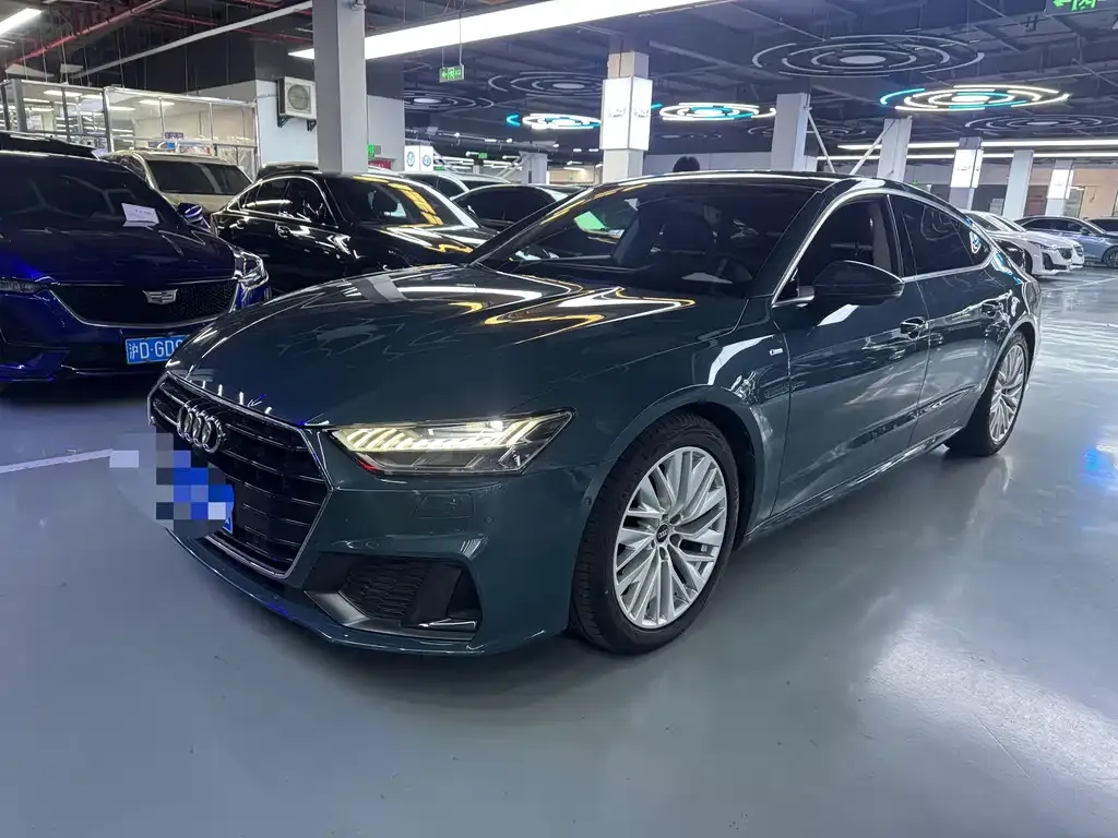 Audi A7 — фото 1