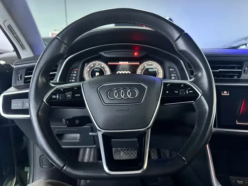 Audi A7 — фото 9