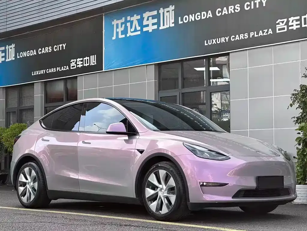 Tesla Model Y — фото 7
