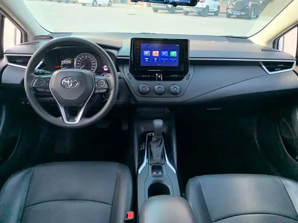Toyota Corolla — фото 3
