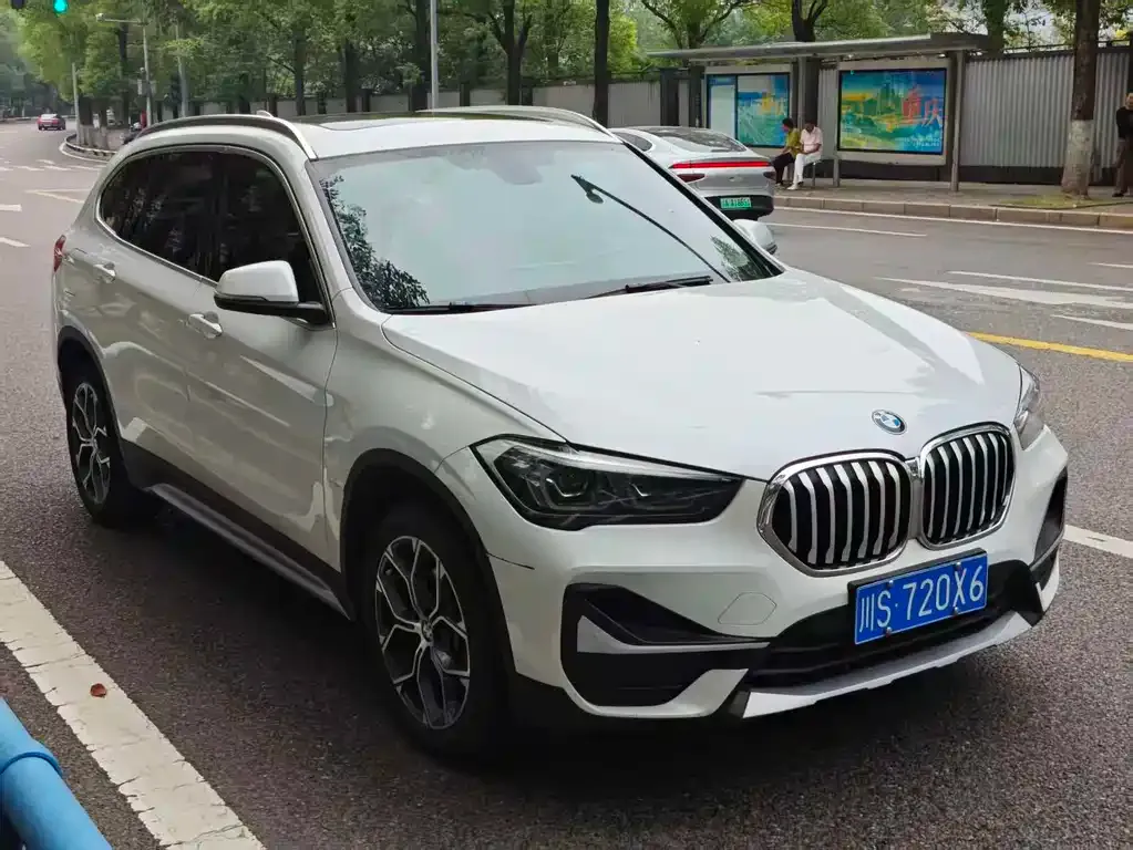 BMW X1 — фото 2