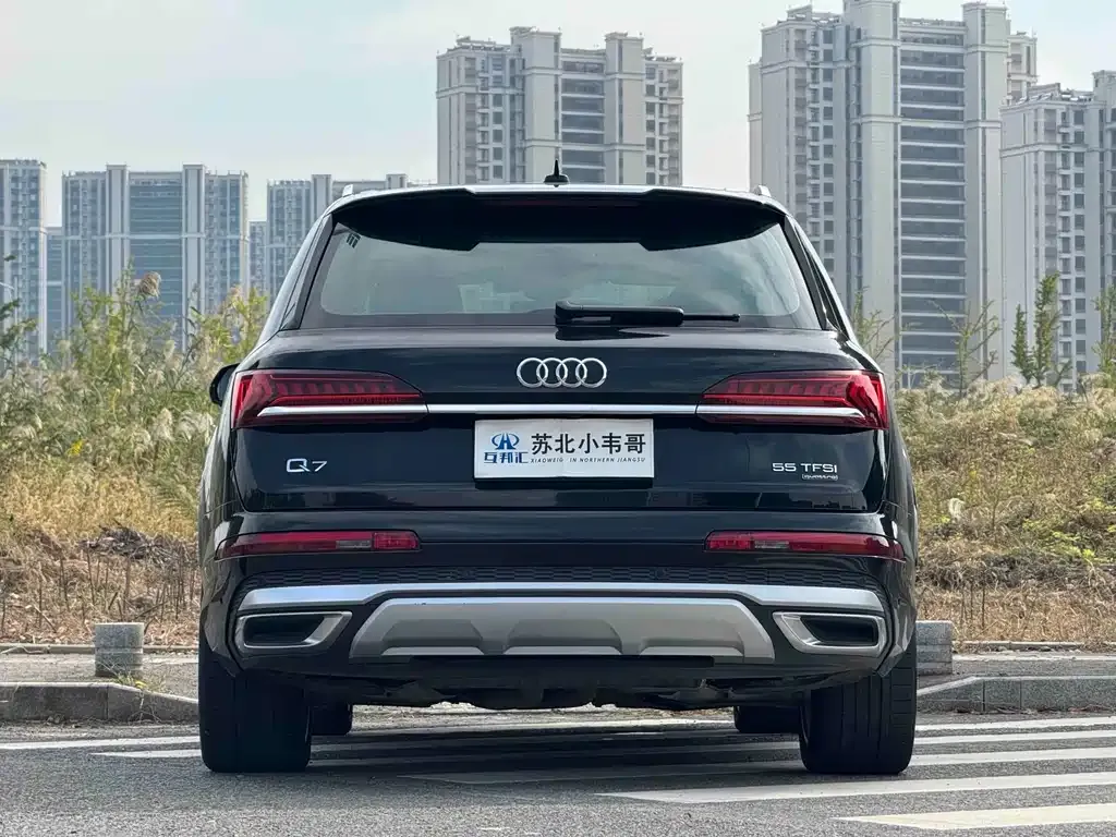 Audi Q7 — фото 6