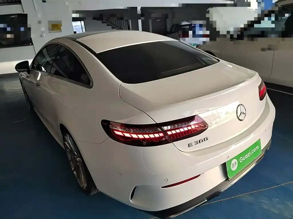 Mercedes-Benz E-Class (Import) — фото 1