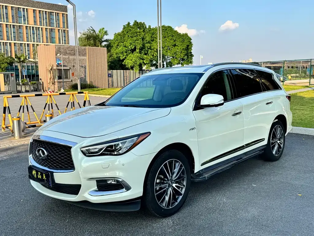Infiniti QX60 (Import) — фото 1