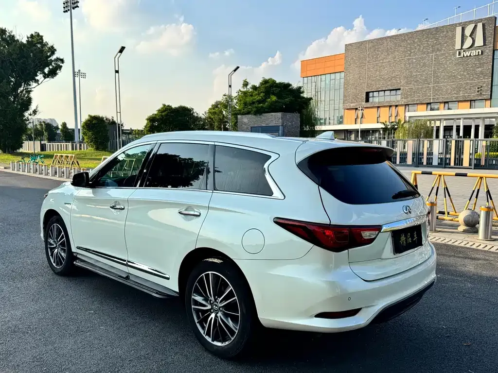 Infiniti QX60 (Import) — фото 6