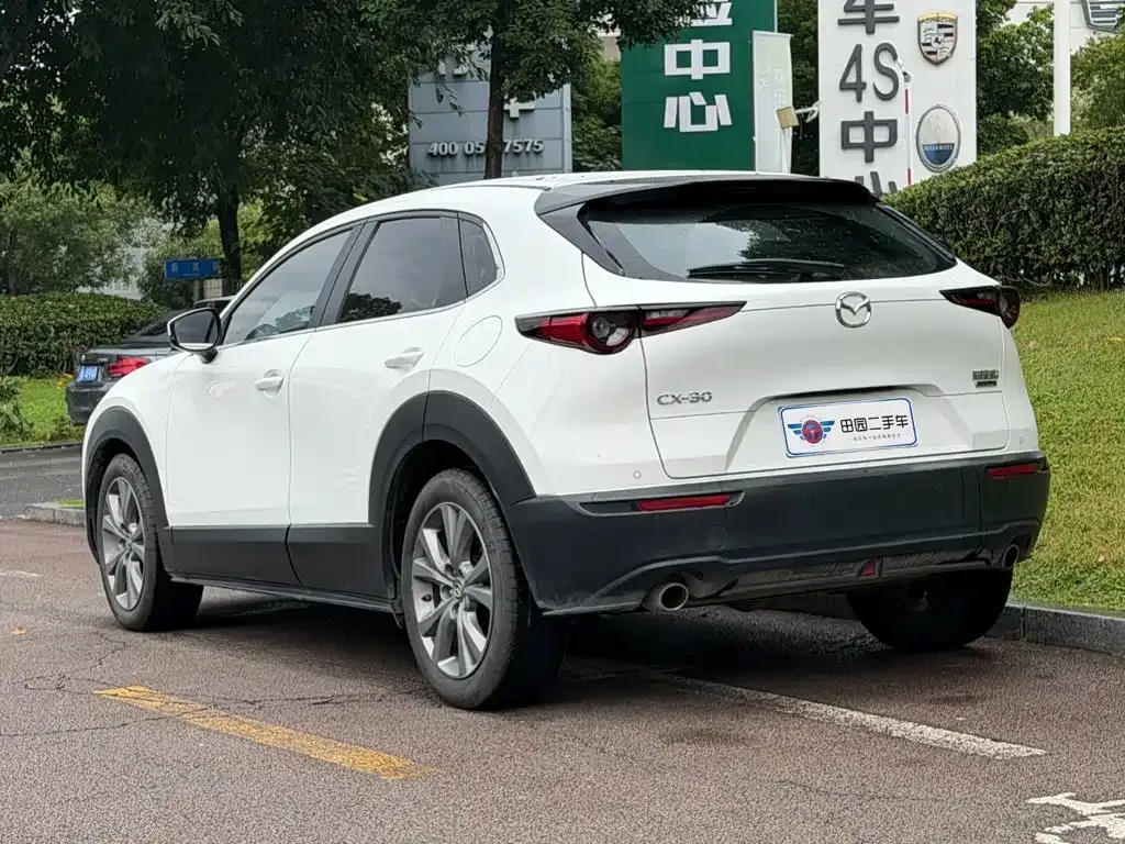 Mazda CX-30 — фото 8