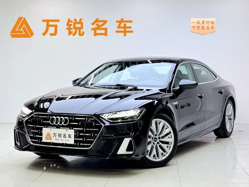 Audi A7L — фото 1