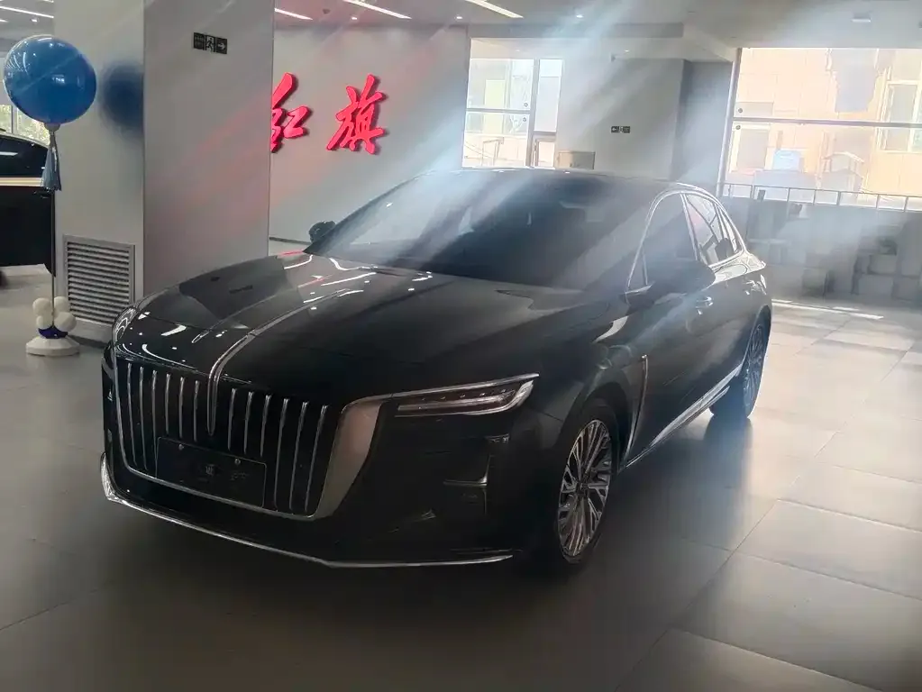 Hongqi H5 — фото 1