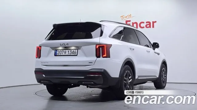 Kia Sorento — фото 5