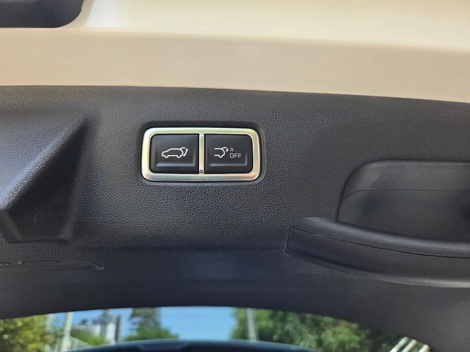 Kia Sorento — фото 4