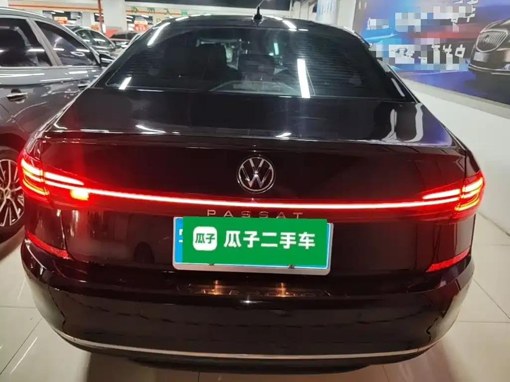 Volkswagen Passat — фото 4
