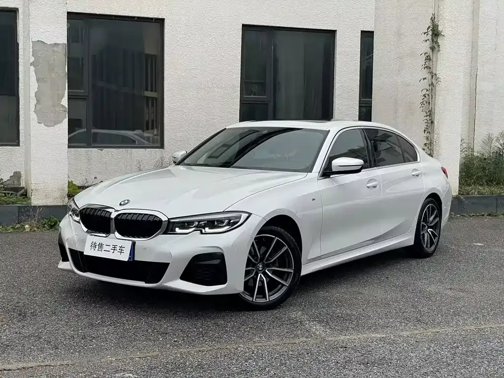 BMW 3 Series — фото 1