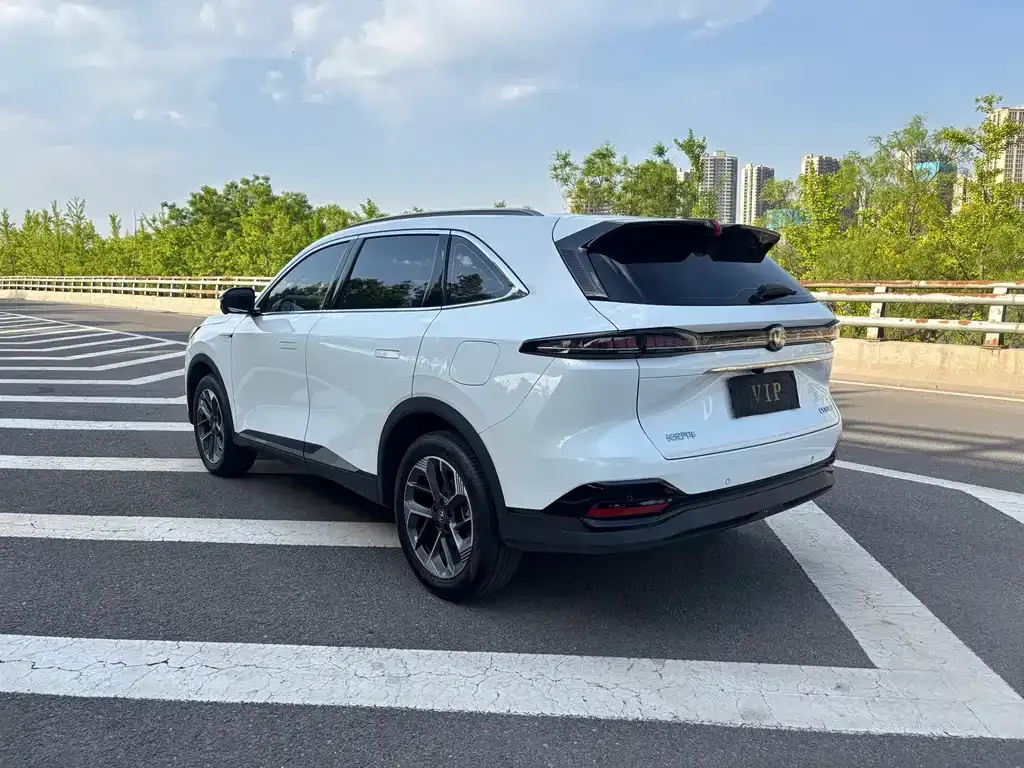 Changan CS75 PLUS — фото 3