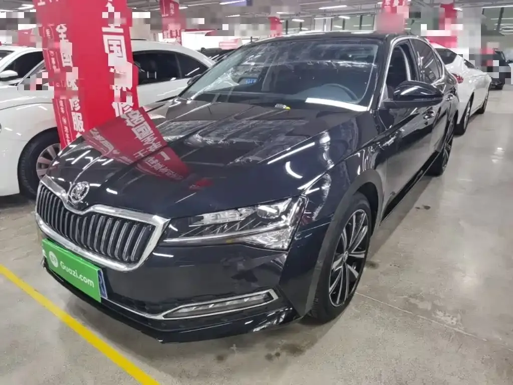 Skoda Superb — фото 3