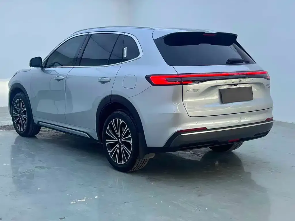 Geely Galaxy Xingjian 7 — фото 8