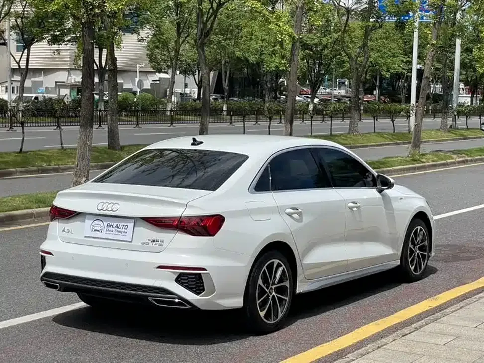 Audi A3 — фото 8