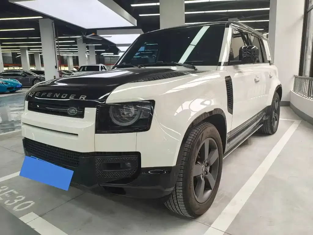Land Rover Defender — фото 1