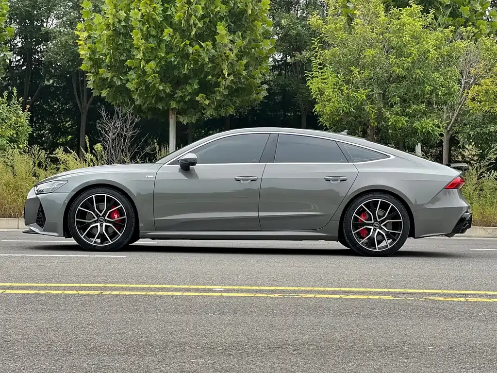 Audi A7 — фото 5