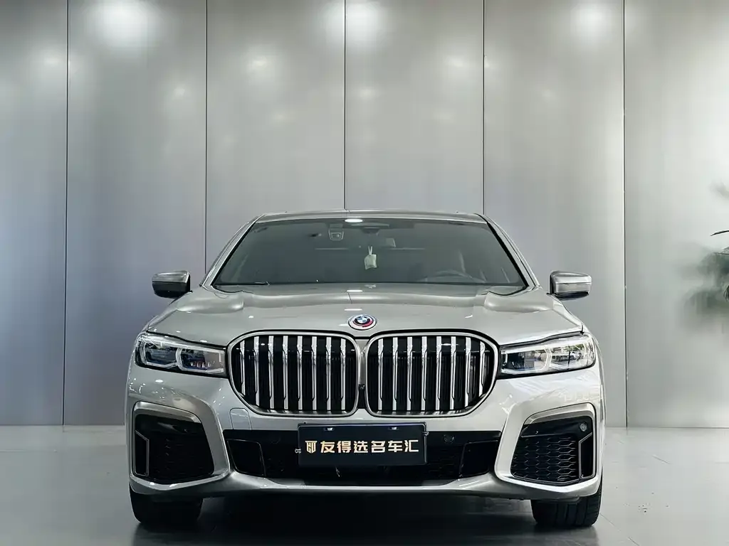 BMW 7 Series — фото 2