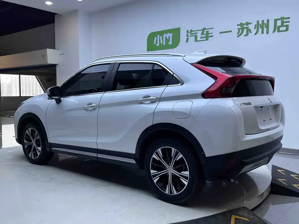 Mitsubishi Eclipse Cross — фото 6