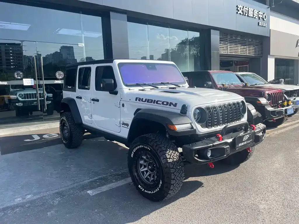 Jeep Wrangler — фото 9