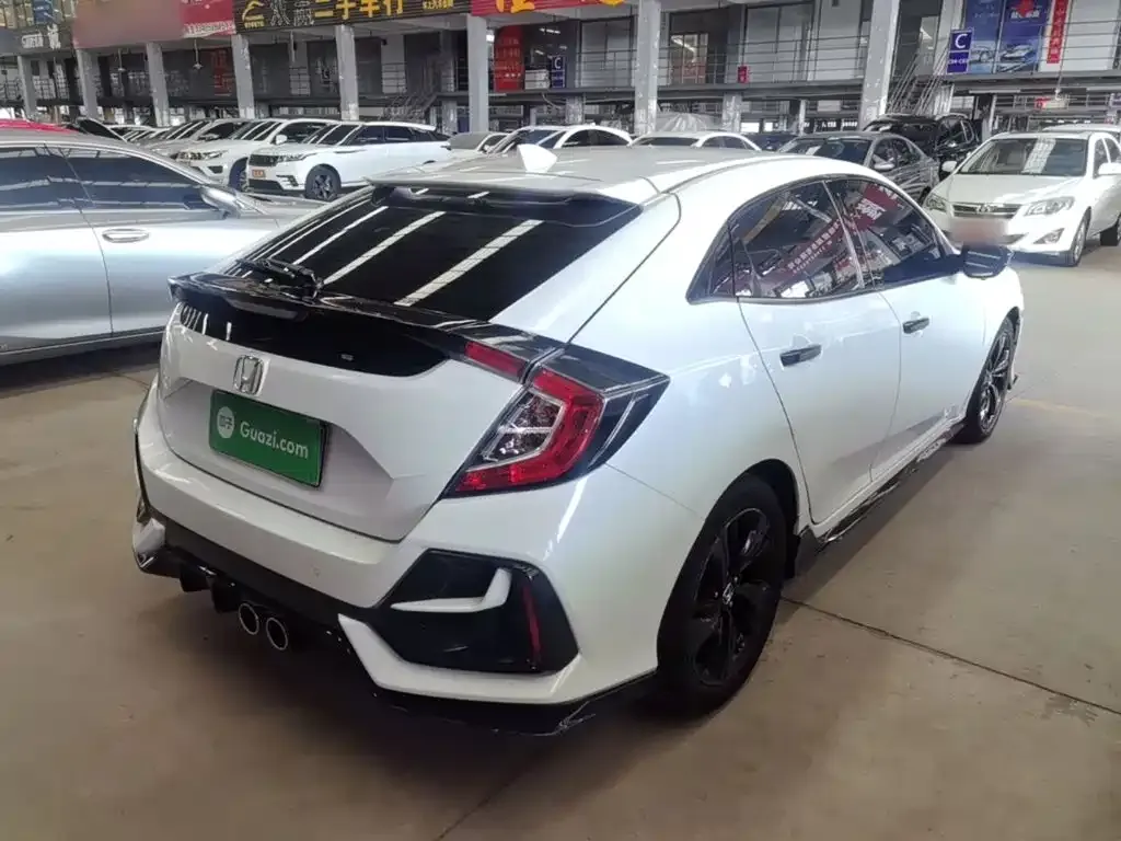 Honda Civic — фото 10