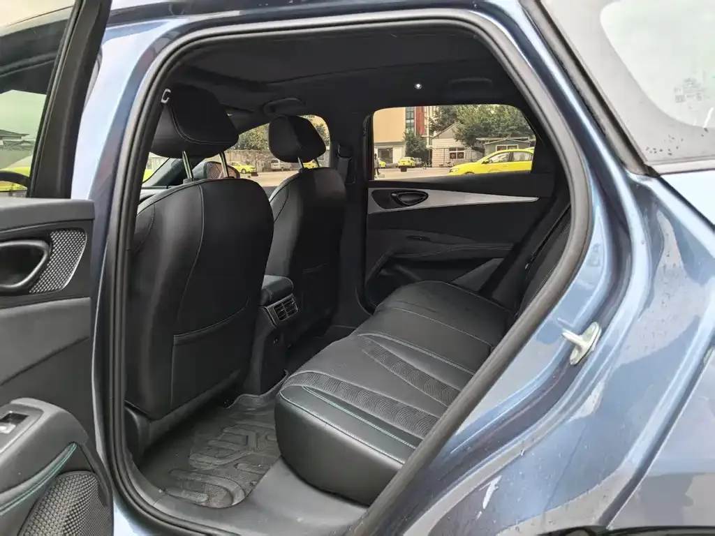 BYD Seal 06 DM-i Touring — фото 3