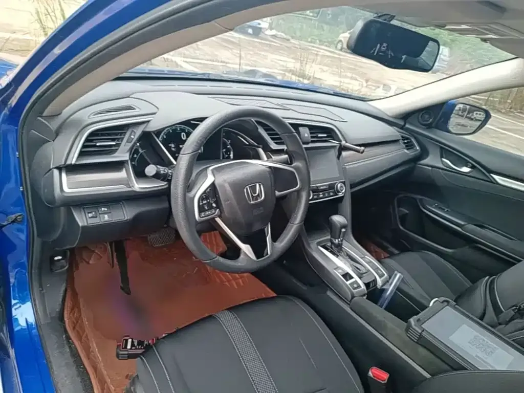 Honda Civic — фото 4