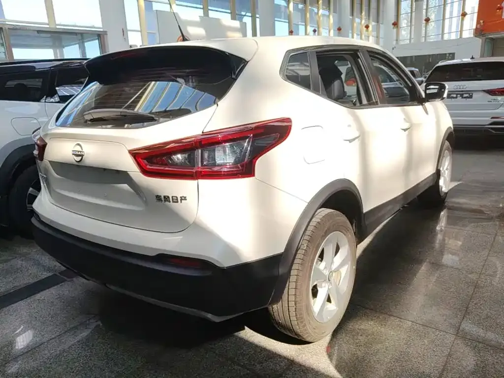 Nissan Qashqai — фото 3