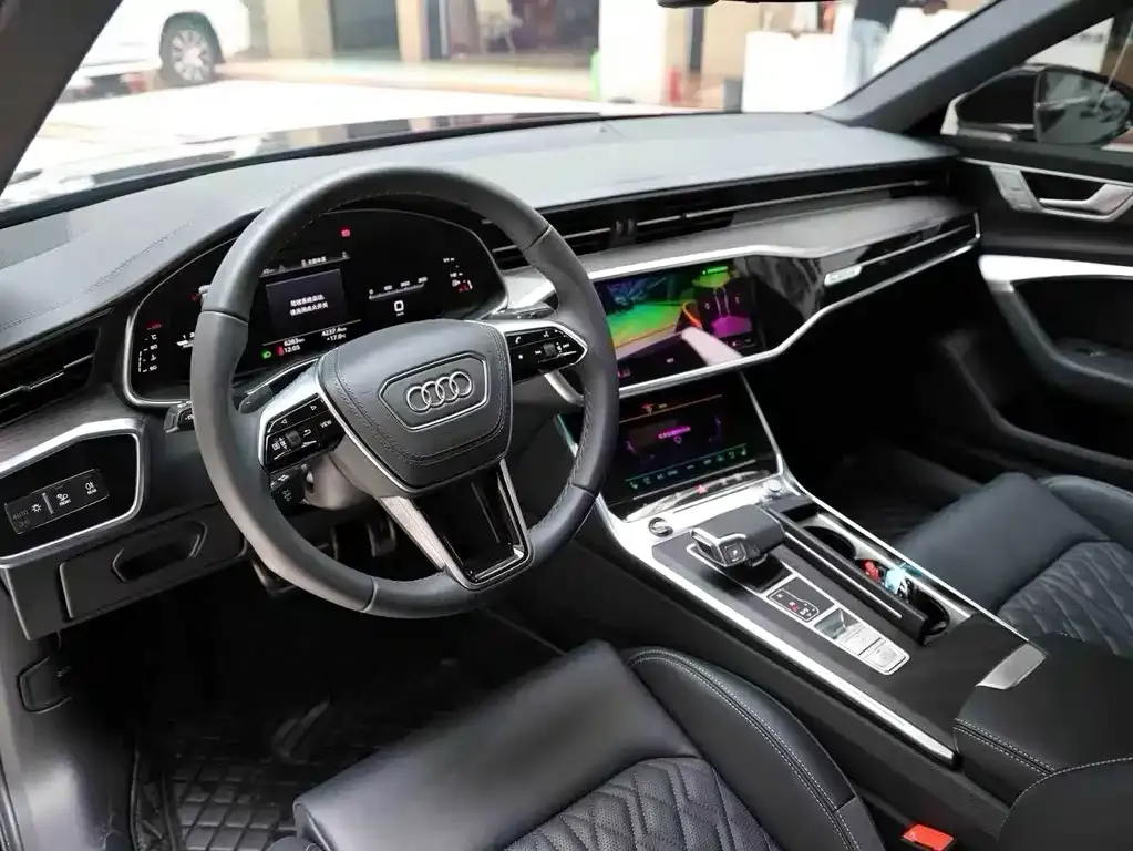 Audi A6L — фото 3