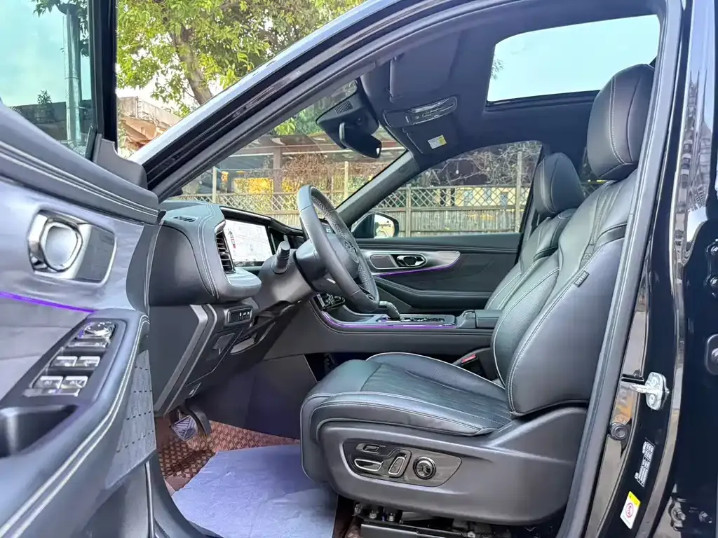 GAC Motor Trumpchi GS8 — фото 4