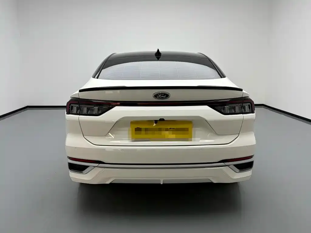 Ford Mondeo — фото 3
