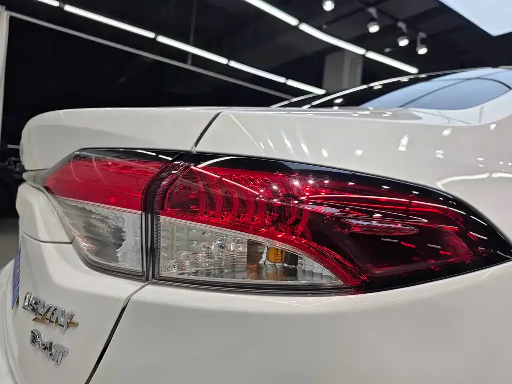 Toyota Levin — фото 10