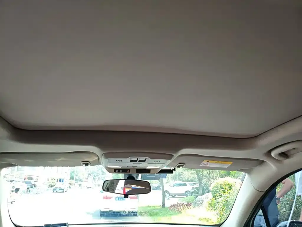 Buick Envision Plus — фото 1
