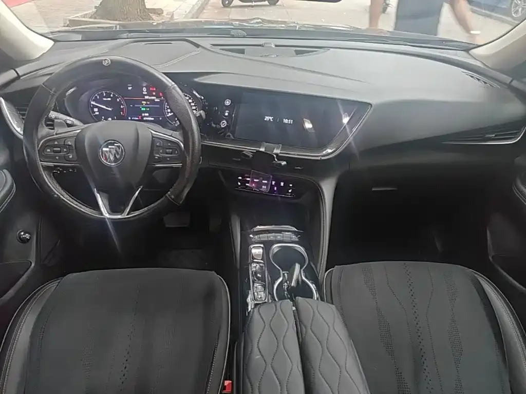 Buick Envision Plus — фото 4
