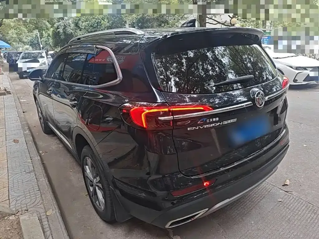 Buick Envision Plus — фото 9