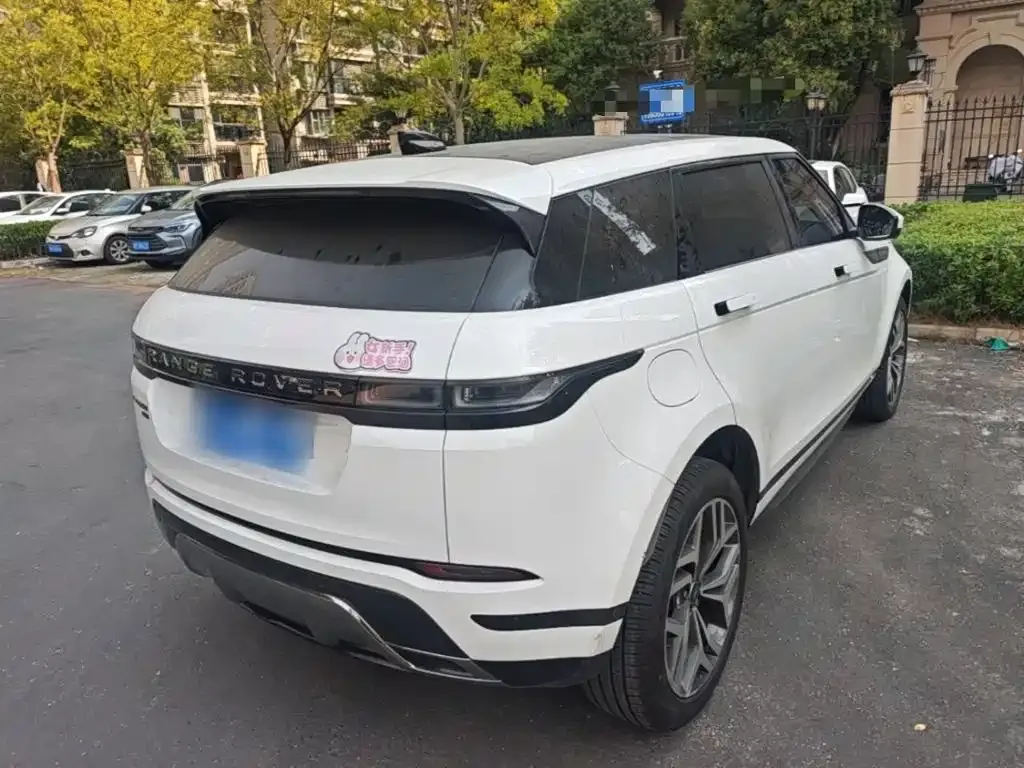 Land Rover Evoque — фото 1