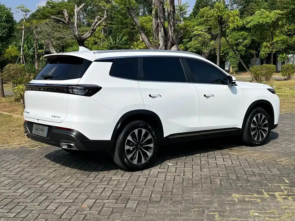 Chery Tiggo 8 PLUS — фото 7