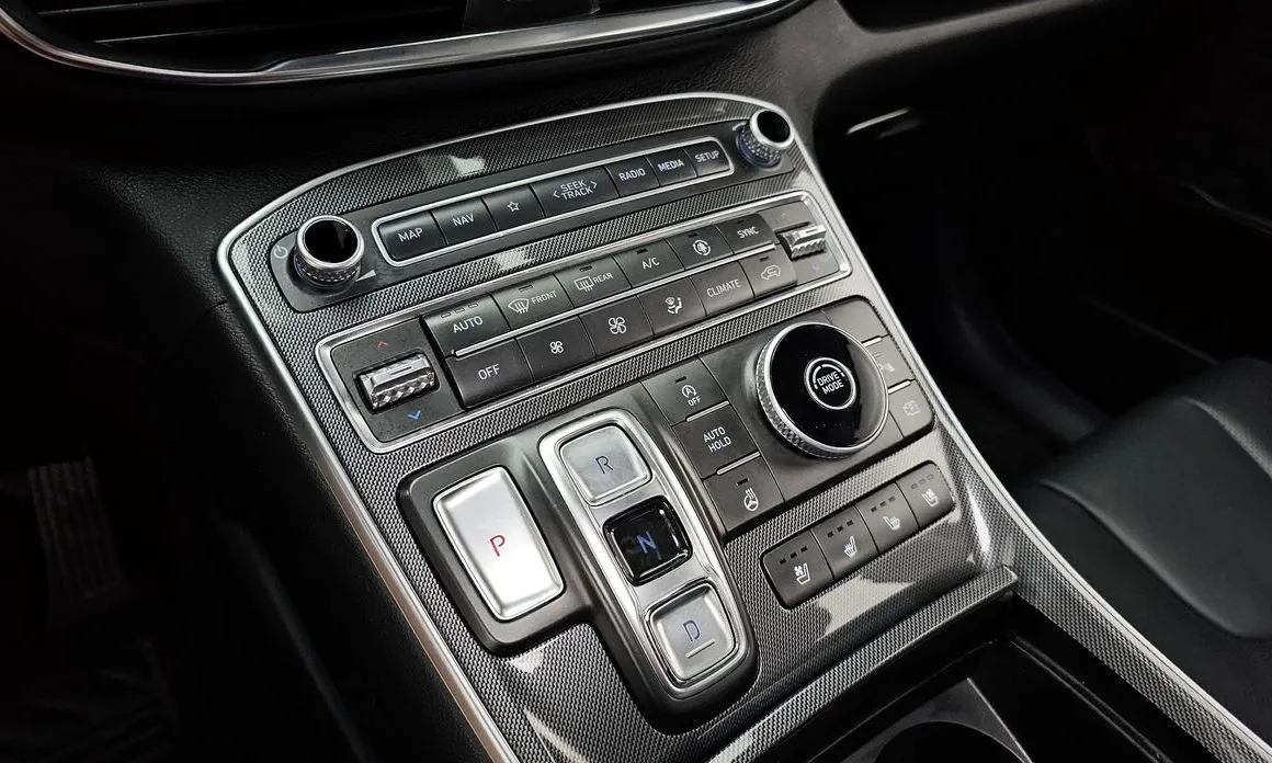 Hyundai Santafe — фото 7