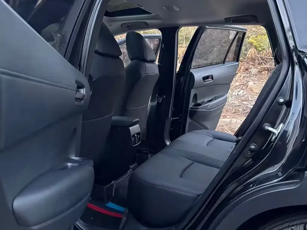 Toyota Corolla Cross — фото 2