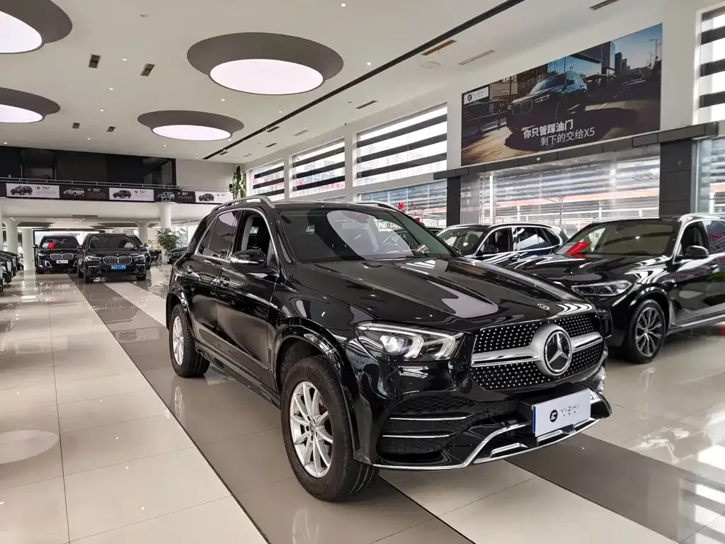 Mercedes-Benz GLE (Import) — фото 9