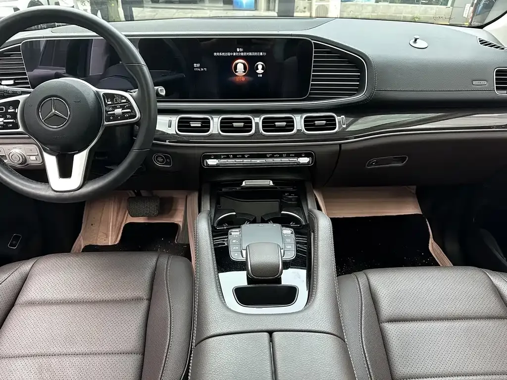 Mercedes-Benz GLE (Import) — фото 10