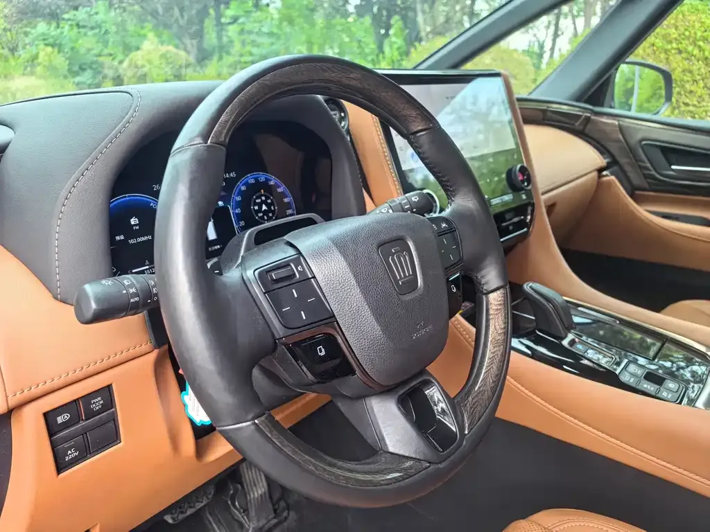 Toyota Vellfire — фото 6