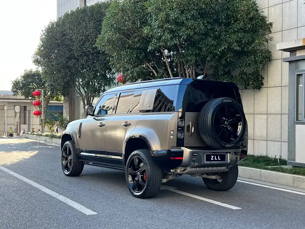 Land Rover Defender — фото 9