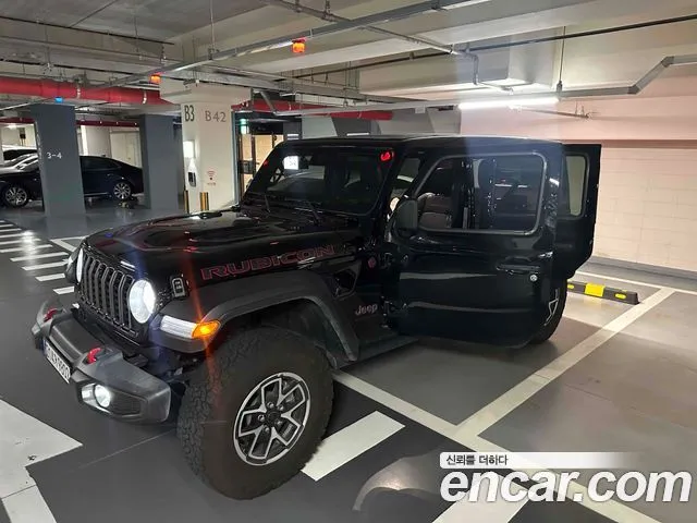 Jeep Wrangler — фото 1